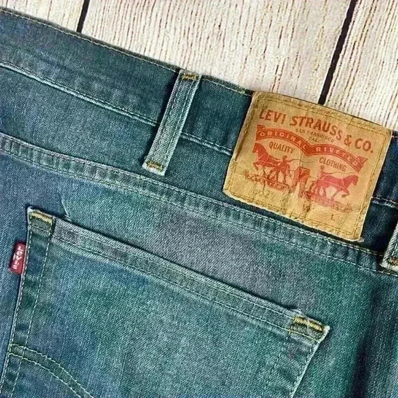 Stretch Jeans Size W46 x L30 Levi's Strauss  562 - Picture 3 of 8